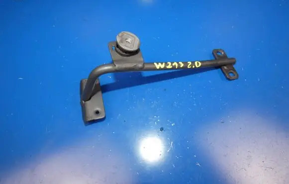 Mercedes-Benz E W213 Radiator support slam panel bracket A2138980000 0817