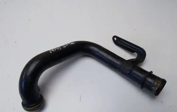 Audi A6 S6 C6 4F Engine coolant pipe/hose 058121071AN