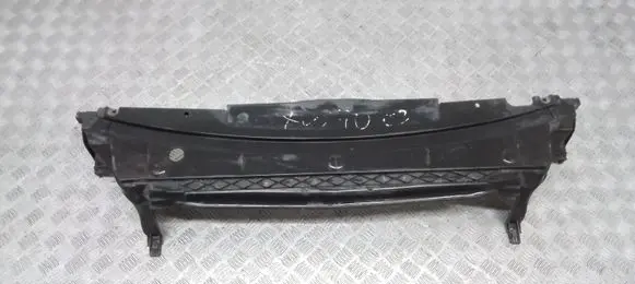 Volvo XC70 Front bumper skid plate/under tray 09484049