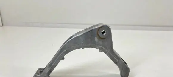 Porsche Panamera (971) Engine mounting bracket 971199352D 971199353