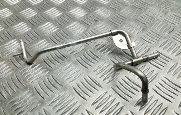 Volkswagen Tiguan Fuel return line/hose 03L201360F