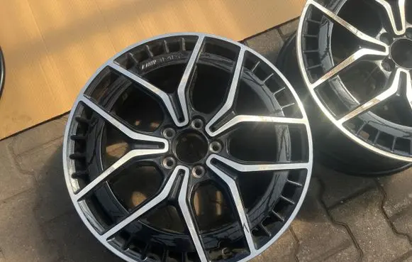 Mercedes-Benz EQA R19 alloy rim 