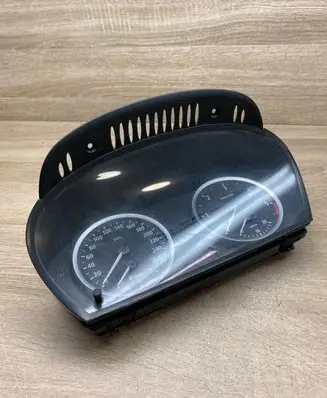BMW 5 E60 E61 Speedometer (instrument cluster) 6945633 110080213