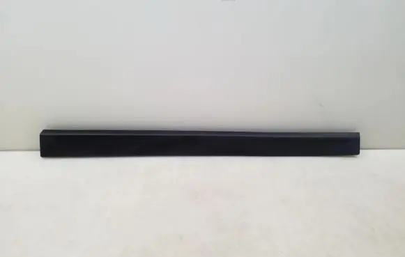 BMW X1 F48 F49 Front door trim (molding) 7352092
