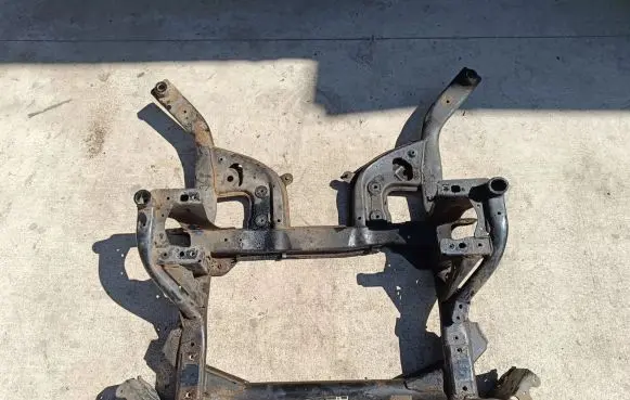 Jaguar XF X260 Front axle beam gx635c145