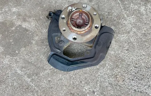 Smart ForFour II W453 Front wheel hub A4533320900 479391789R