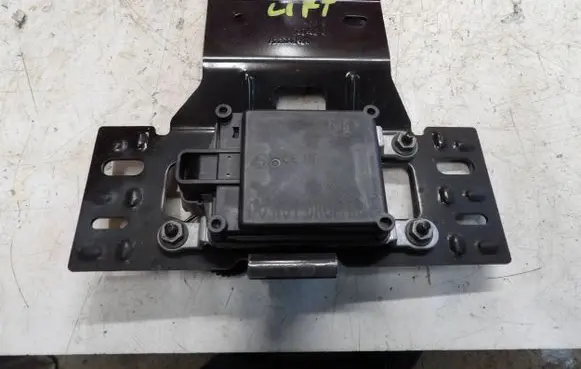 Renault Clio V Distronic sensor radar 284478400R A2C76031009 4057146068