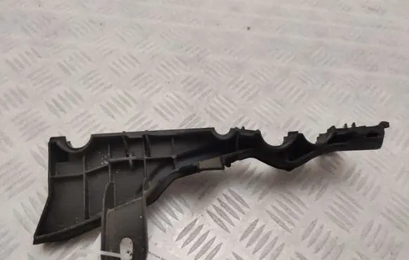 Mercedes-Benz CLS C257 Other engine part A2138310300
