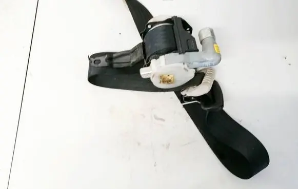 Mazda 2 Front seatbelt e40436141 0275596