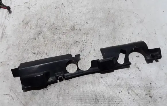 Mercedes-Benz Vito Viano W639 Other engine bay part A6395050388