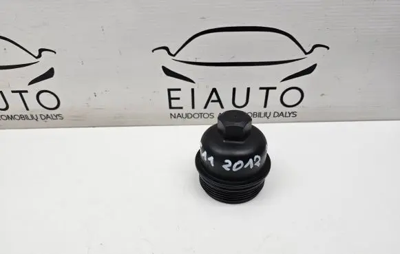 BMW 5 F10 F11 Oil filter cover 