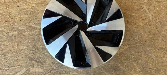 R20 alloy rim