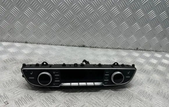 Audi Q7 4M Climate control unit 4M0820043AD