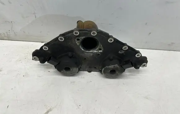 Mercedes-Benz C W204 Timing chain cover A2710160806 A2710510177