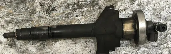 Mazda 6 Fuel injector