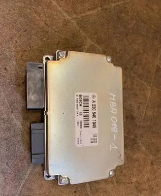 Mercedes-Benz SL R230 Battery control module A2305401045