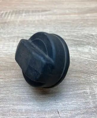 Audi A4 S4 B5 8D Fuel tank cap 1H0201553B