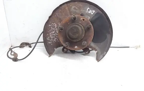 Mazda 6 Rear wheel hub spindle/knuckle 