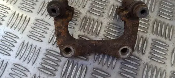 Rear brake caliper