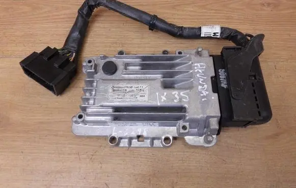 Hyundai ix35 Gearbox control unit/module 954403B817