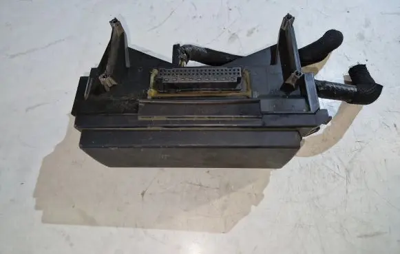 Jeep Grand Cherokee (WK) Fuse box set 04692167AB