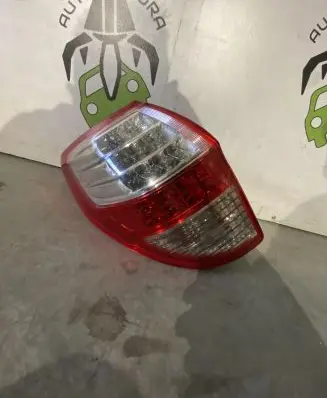Toyota RAV 4 (XA30) Rear/tail lights