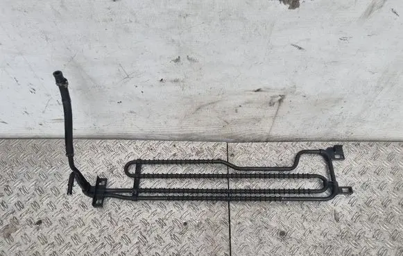 Mercedes-Benz E W212 Power steering radiator A2044601024