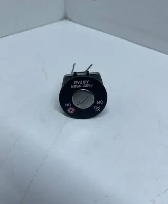 KIA Ceed Passenger airbag on/off switch 