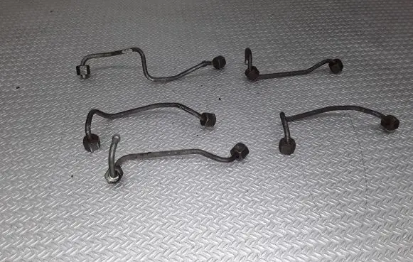 Ford Transit Fuel injector supply line/pipe 