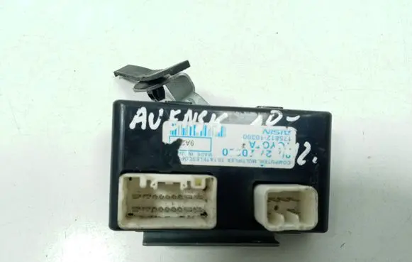 Toyota Avensis T250 Other control units/modules 17581210300