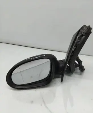 Volkswagen Golf Plus Front door electric wing mirror