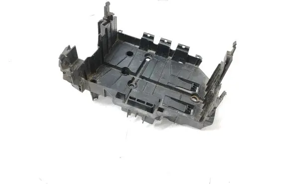Battery tray