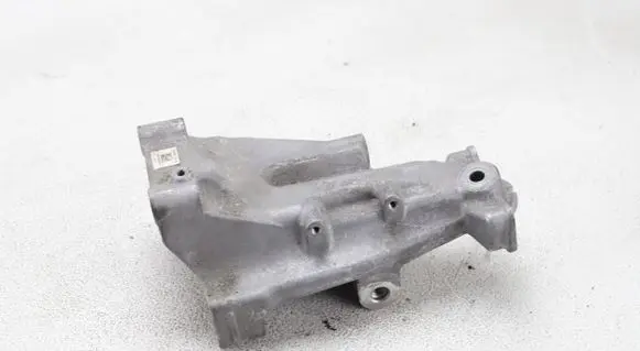 Mercedes-Benz GLC X253 C253 Engine mounting bracket A6512235604
