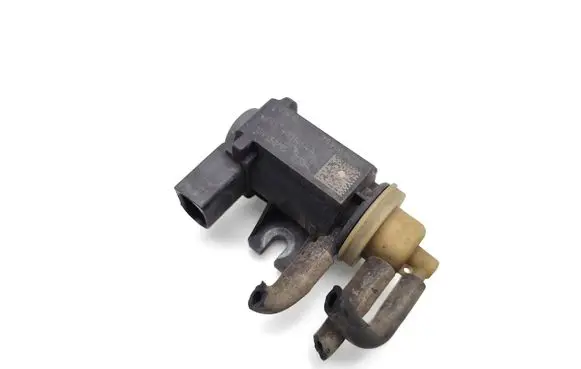 Skoda Octavia Mk3 (5E) Vacuum valve 1K0906627B