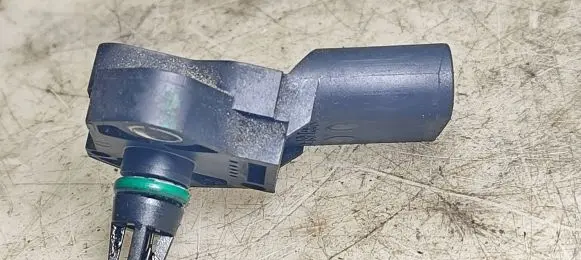 Volkswagen PASSAT B6 Air pressure sensor 038906051B 0281002399