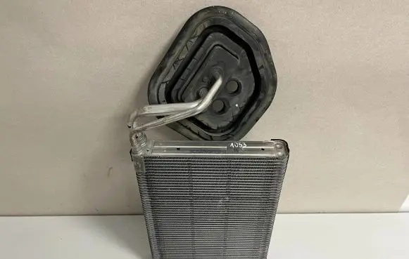 Mercedes-Benz E W213 Air conditioning (A/C) radiator (interior) T920322B 5JB194803046 TD431