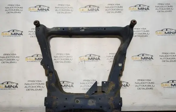 Nissan X-Trail T32 Front subframe