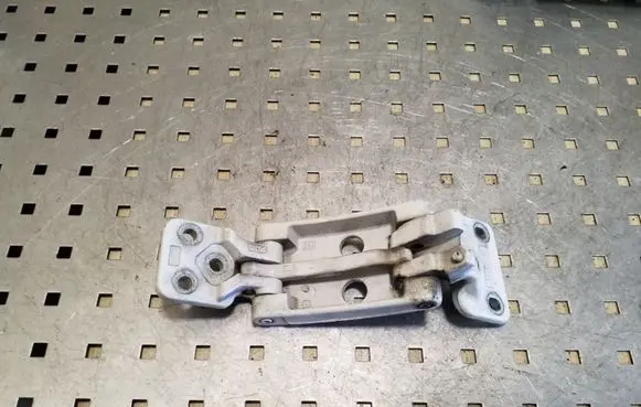 Mercedes-Benz Sprinter W906 Front door upper hinge