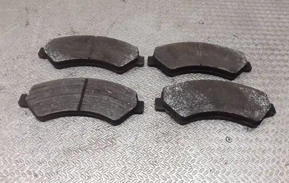 Fiat Ducato Brake pads (front) 