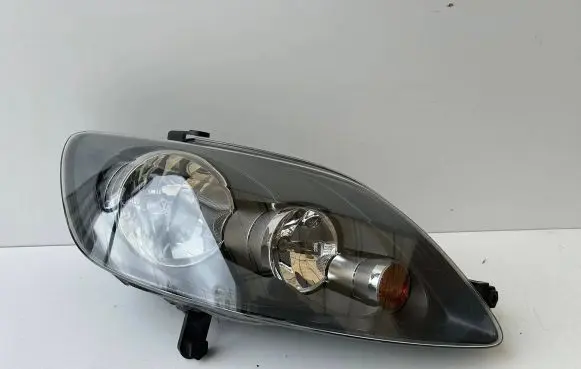 Volkswagen Golf V Headlight/headlamp 5M1941006B