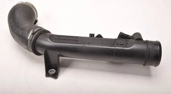 Volvo V40 Intercooler hose/pipe 31657738