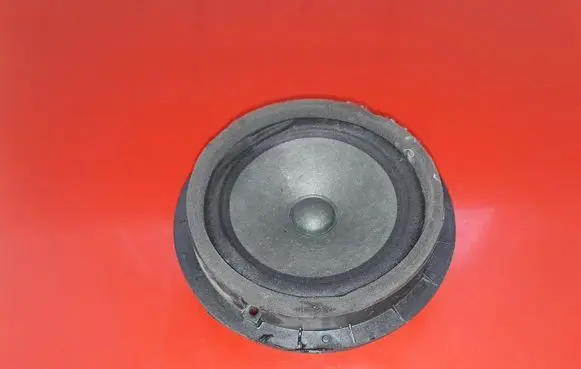 Suzuki SX4 Front door speaker 3910262J10