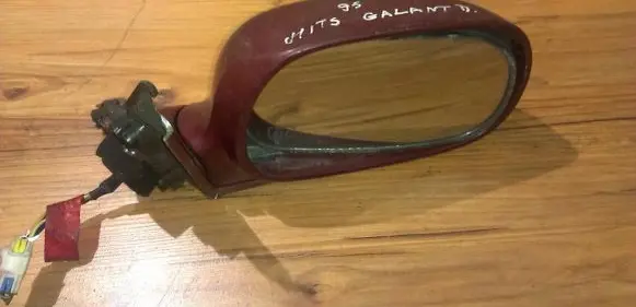 Mitsubishi Galant Front door electric wing mirror e201843