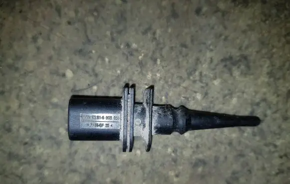 BMW 3 E46 Outside/exterior temperature sensor 65816905050