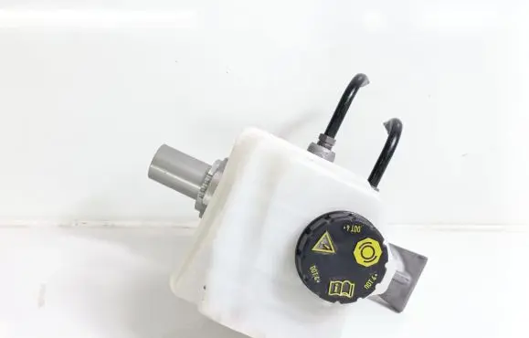 Mercedes-Benz GLE W167 Master brake cylinder A1674300600