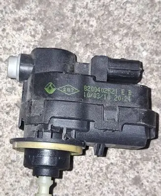 Renault Scenic III - Grand scenic III Headlight level adjustment motor 8200402521 1003102024