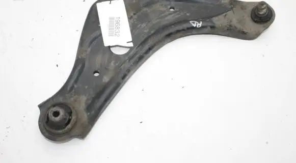 Nissan Qashqai Front lower control arm/wishbone