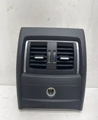 BMW 4 F36 Gran coupe Rear air vent grill 105016025 9218909