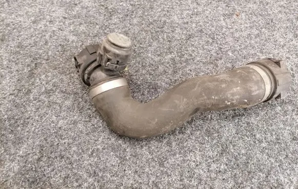 BMW X6 E71 Engine coolant pipe/hose 7808078