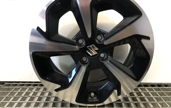 Suzuki Swift IV R17 alloy rim 69T5660